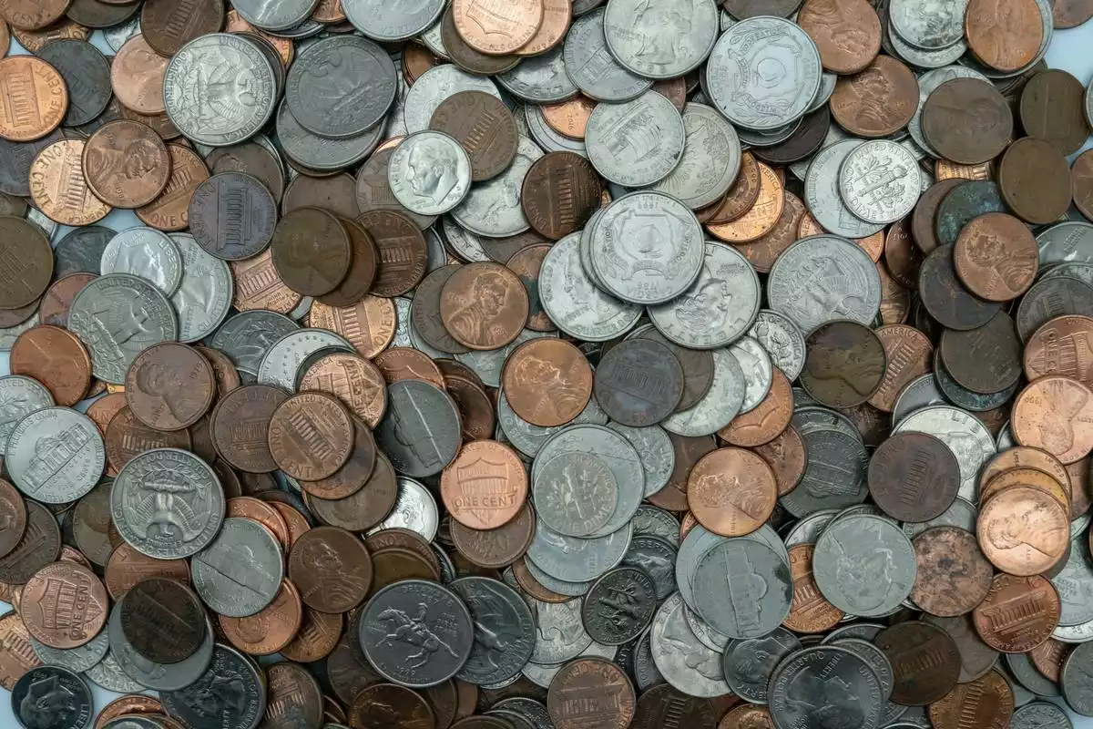 Monitoring costs on AWS with Lambda